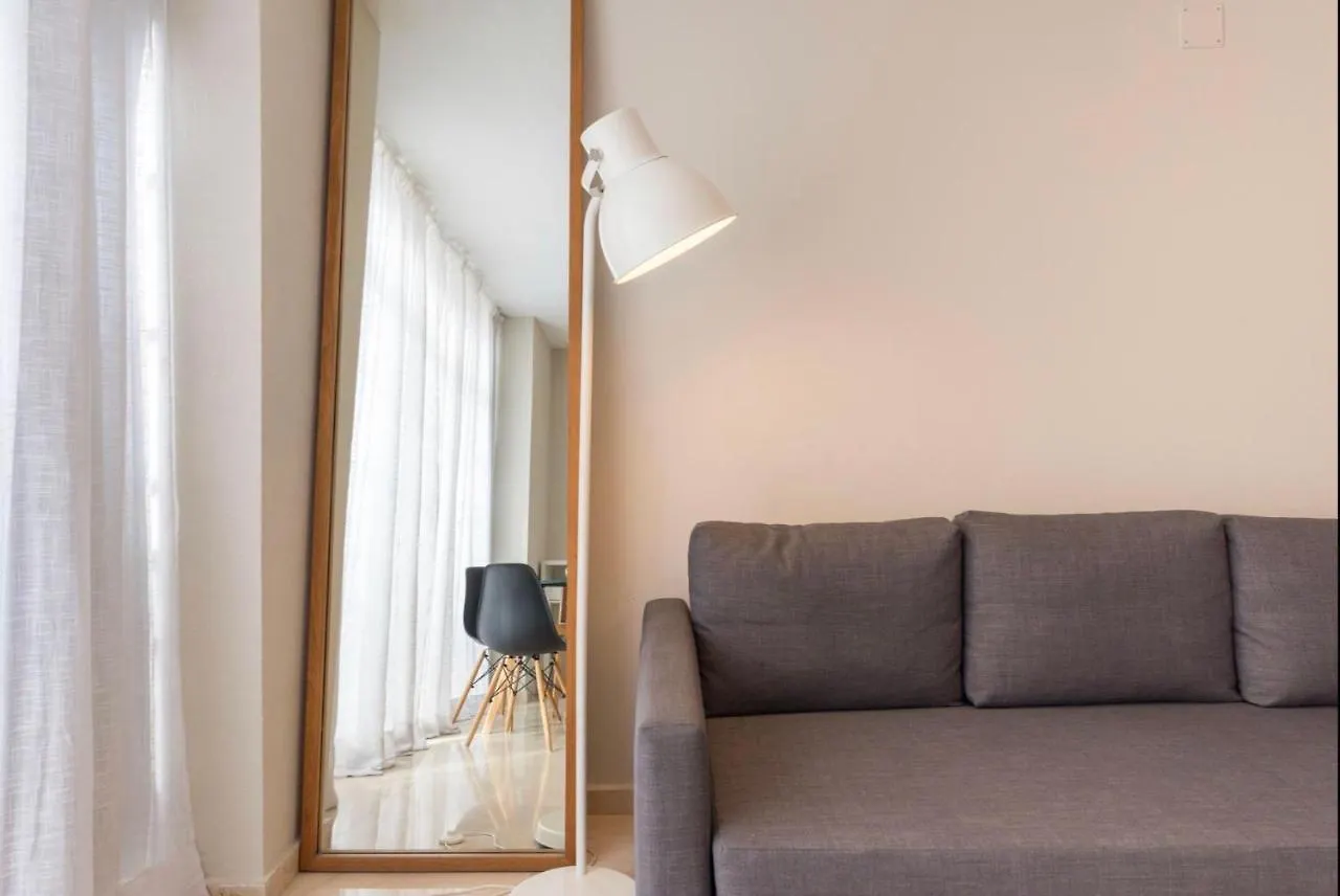 Daire Gran Apartamento Familiar, Amigos O Trabajo Málaga